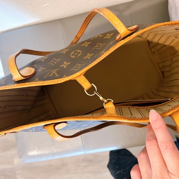 Louis Vuitton Neverful MM - Picture 2 of 5